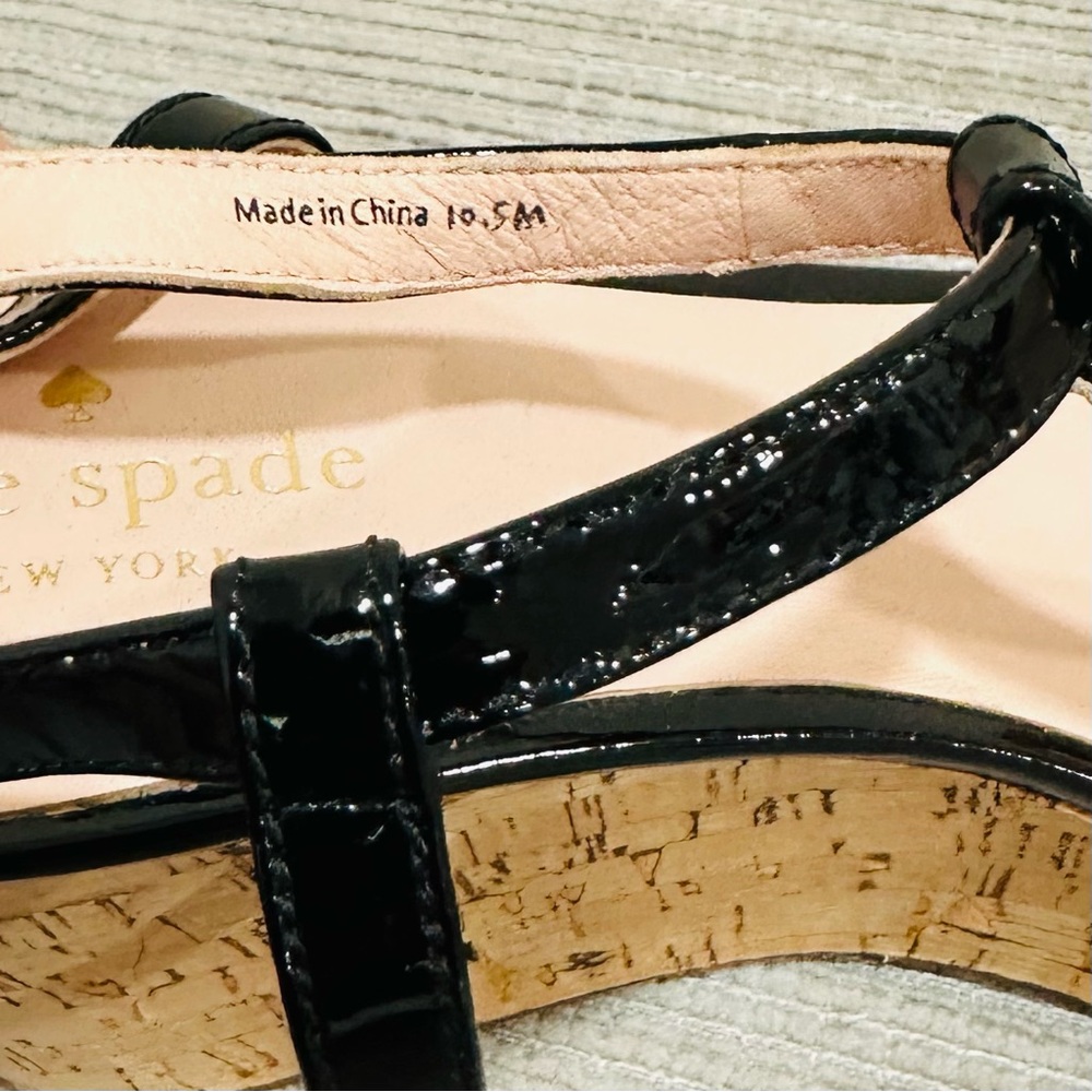 Kate Spade Tallin Black Patent Leather T-Strap Cork Platform Wedge Sandal 10,5 - Picture 9 of 10